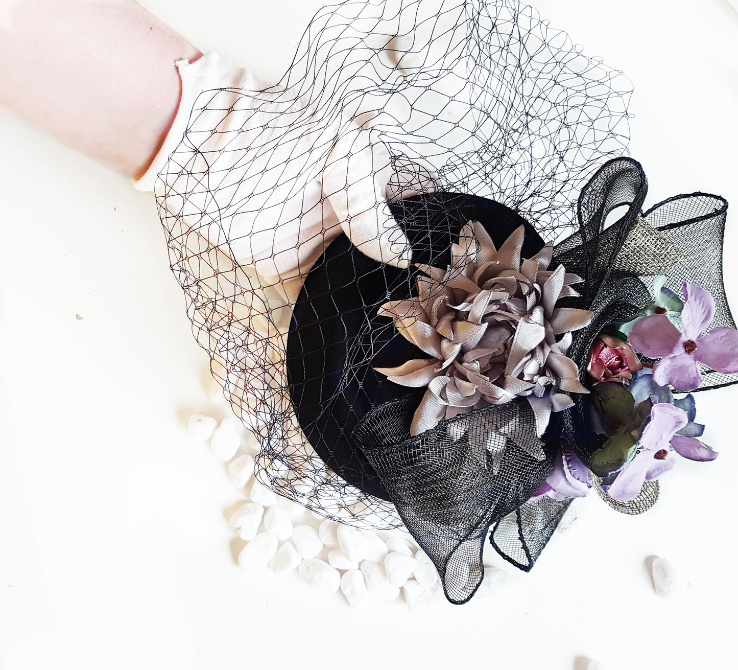 Black handemade Pill Box Hat,Elegant Birdcage Veil Pillbox Fascinator