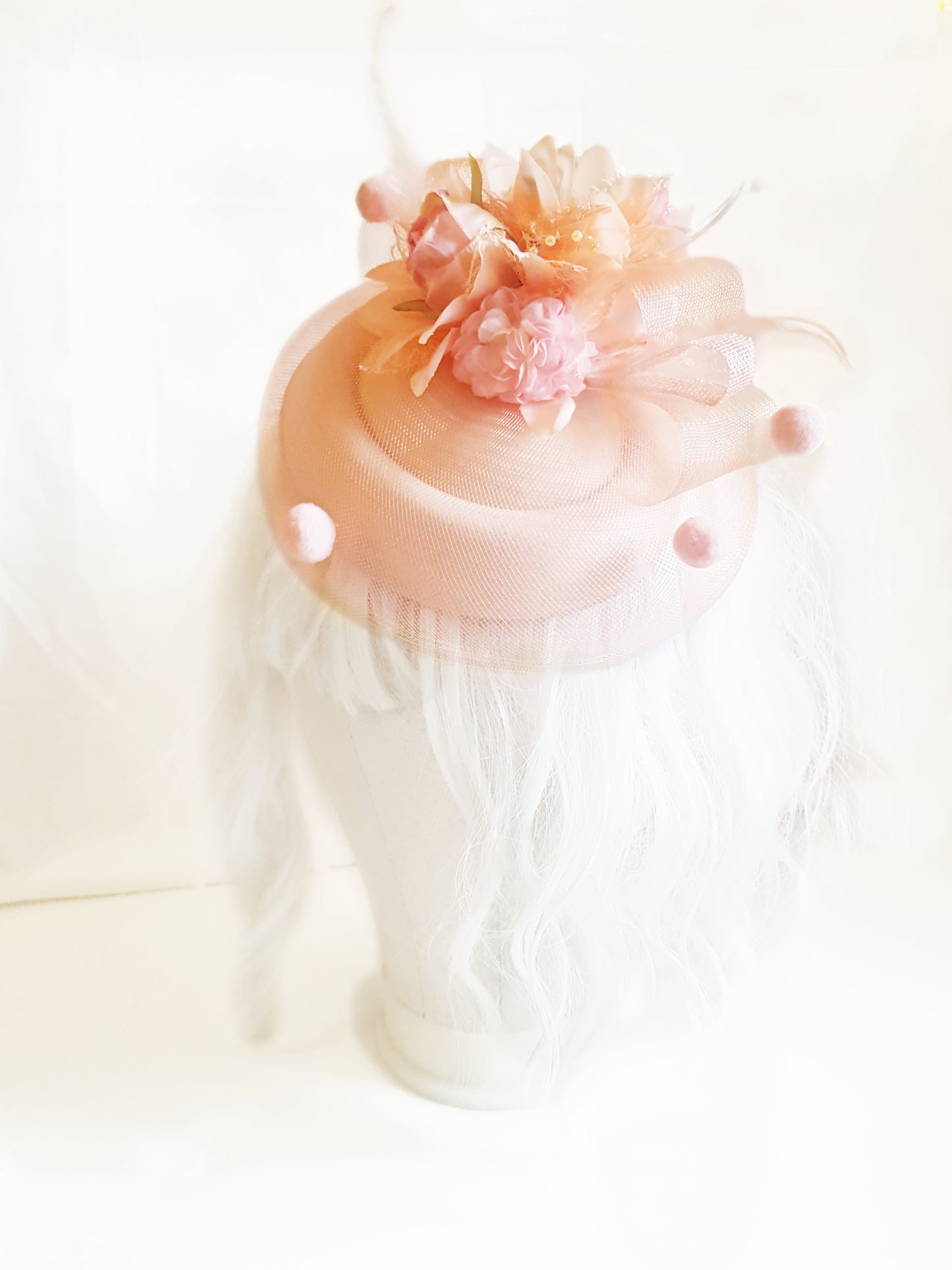 Peach Pop Veil Pillbox Fascinator – Elegant Wedding & Ascot Hat 👒✨