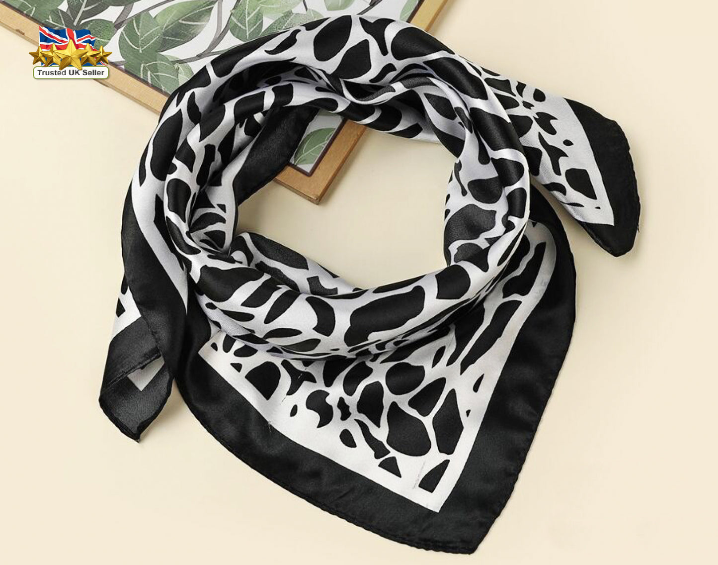 🐆 Fierce & Fabulous Leopard Print Scarf – Jungle-Inspired Elegance for Bold Women
